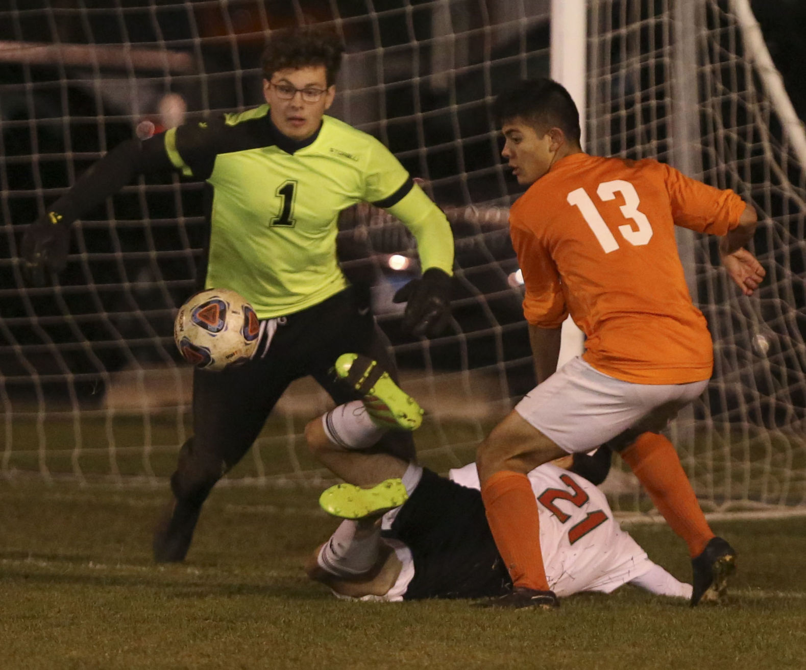 St Teresa advances to State 21 10.23.18.JPG